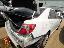 2012 TOYOTA CAMRY LE WHITE 2.5L AT Z18306